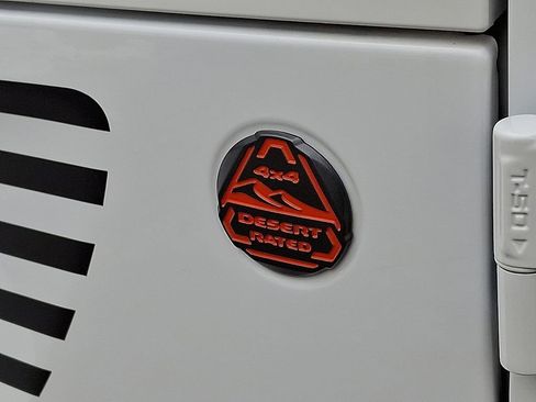 Used 2021 Jeep Gladiator Mojave image 29