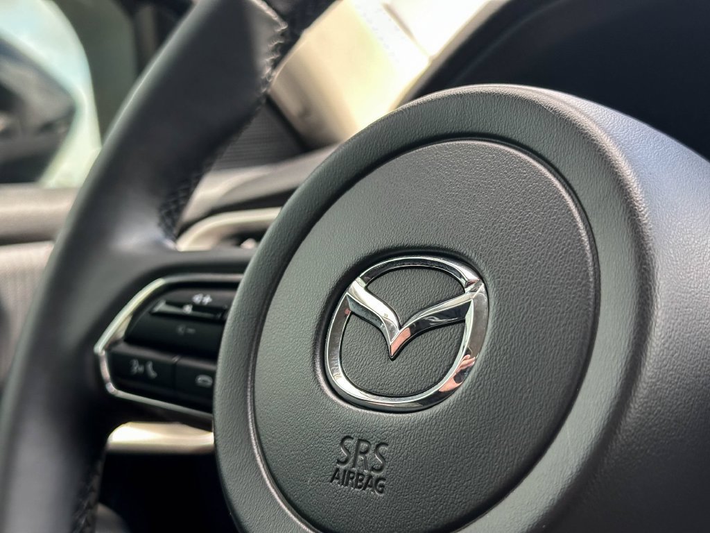 Used 2025 MAZDA CX-90 3.3 Turbo w/ Select Package AWD/4WD image 32