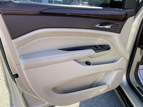 Used 2014 Cadillac SRX Luxury w/ Driver Awareness Package image 6