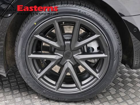 Used 2018 Tesla Model 3 Long Range image 8