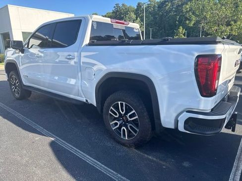 Used 2022 GMC Sierra 1500 AT4 w/ AT4 Preferred Package AWD/4WD image 10