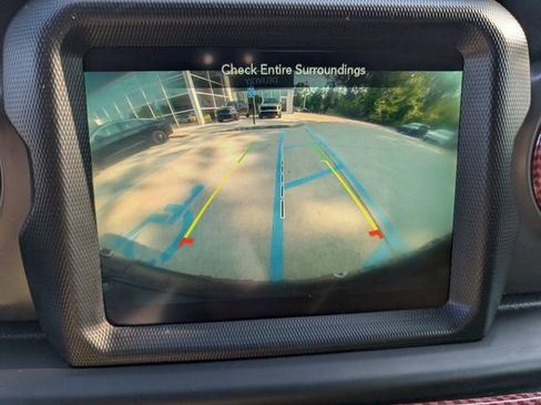 Used 2022 Jeep Wrangler Unlimited Sport AWD/4WD image 17