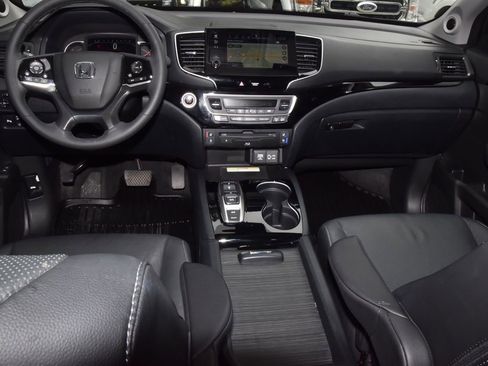 Used 2022 Honda Pilot Elite image 17