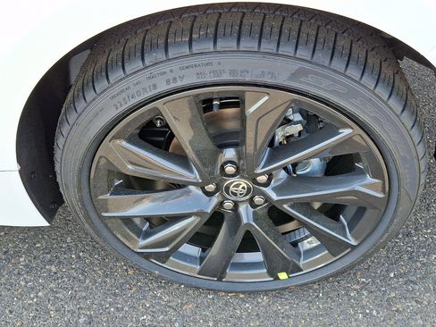 New 2026 Toyota Corolla XSE FWD image 5