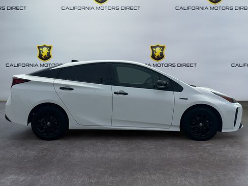 Used 2022 Toyota Prius AWD image 6