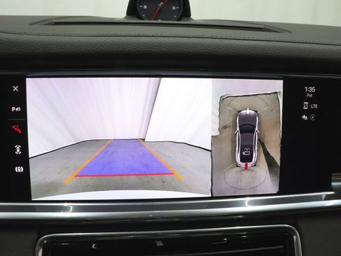 Used 2023 Porsche Panamera 4 Platinum Edition image 37