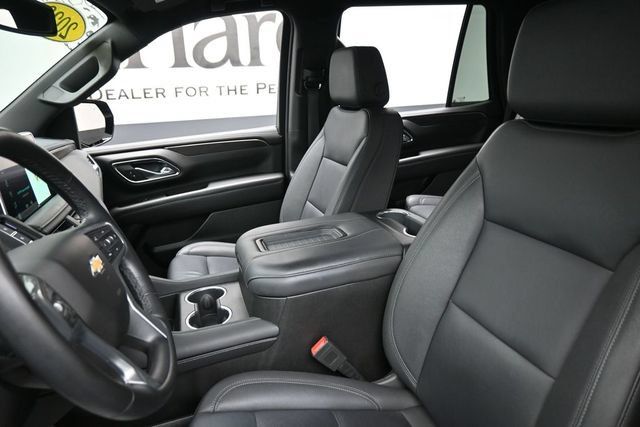 Used 2023 Chevrolet Tahoe LT w/ Luxury Package AWD/4WD image 17