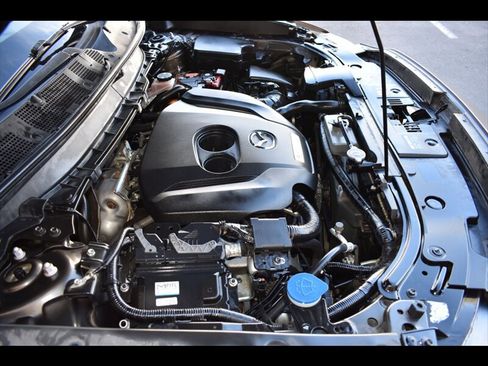 Used 2018 MAZDA CX-9 Touring image 44