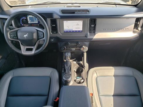 Used 2023 Ford Bronco Outer Banks AWD/4WD image 15