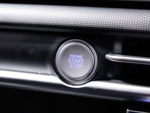 Used 2025 Hyundai Santa Cruz SEL image 28