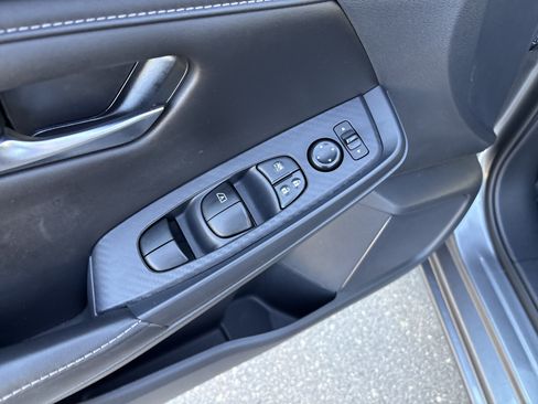 Used 2022 Nissan Sentra SV w/ All-Weather Package FWD image 16