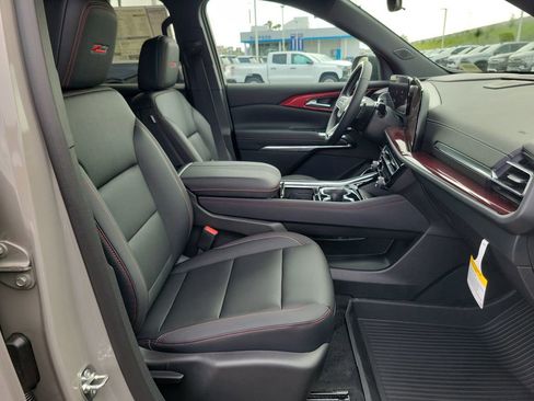 New 2026 Chevrolet Traverse Z71 image 17