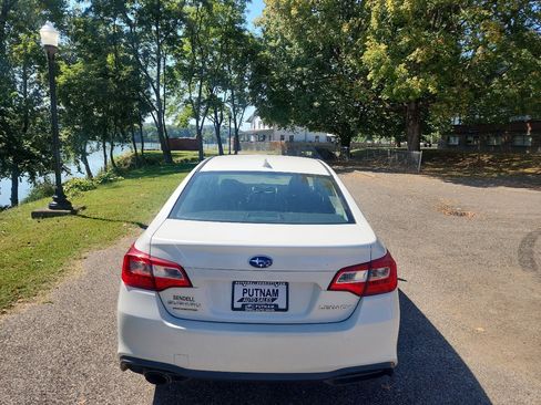 Used 2019 Subaru Legacy 2.5i Premium w/ Popular Package #2A image 4