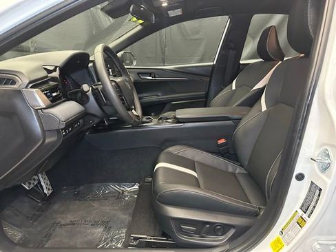 Used 2026 Toyota Camry SE FWD image 21