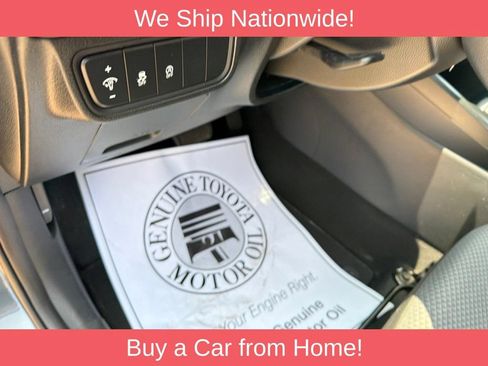 Used 2025 Kia Soul LX w/ LX Technology Package FWD image 12