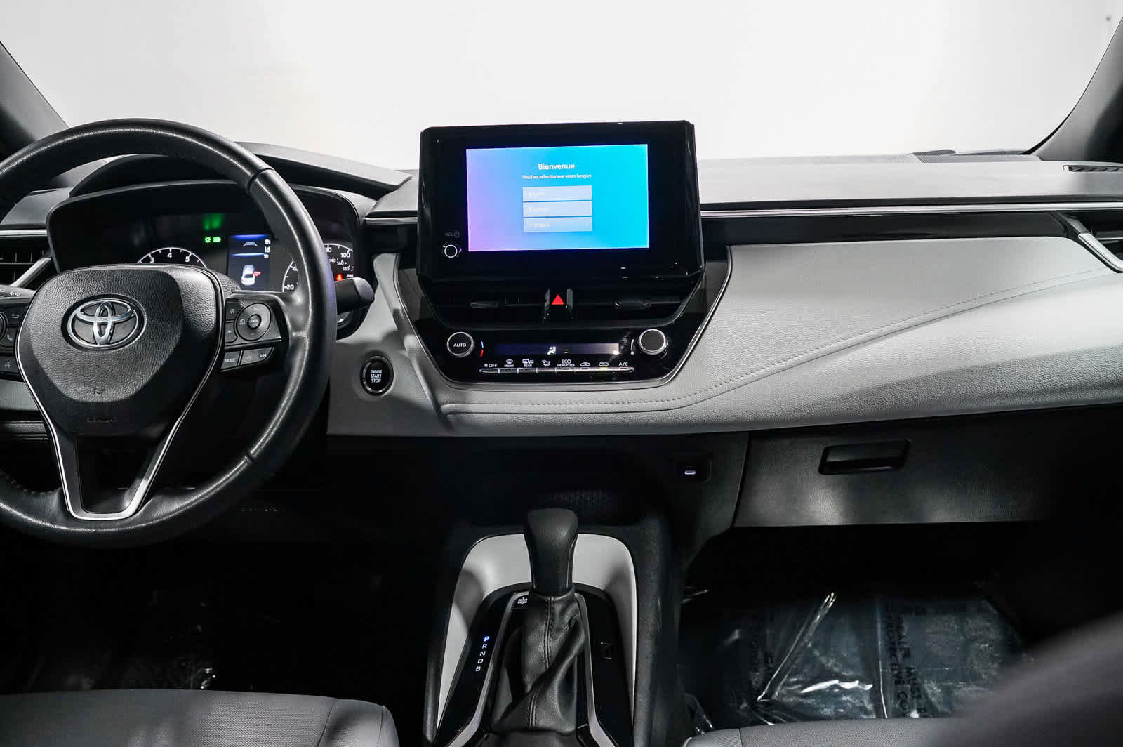 Used 2024 Toyota Corolla SE FWD image 13