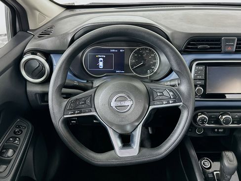 Used 2025 Nissan Versa SV FWD image 18