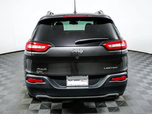 Used 2016 Jeep Cherokee Limited AWD/4WD image 27