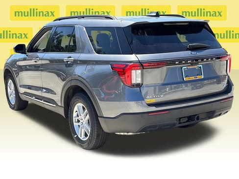 Certified 2025 Ford Explorer Active AWD/4WD image 16