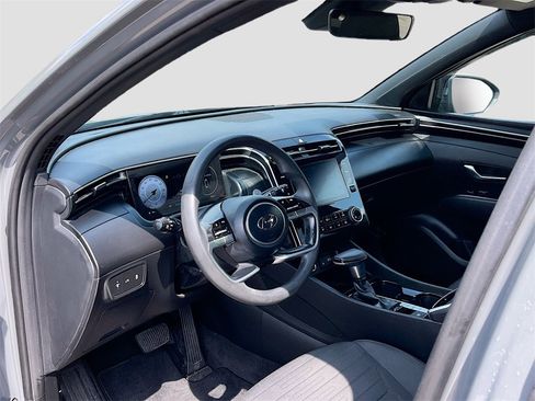 Used 2022 Hyundai Santa Cruz SEL w/ Activity Package image 9