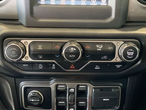 Used 2020 Jeep Gladiator Sport w/ Quick Order Package 24S AWD/4WD image 20