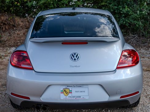 Used 2016 Volkswagen Beetle 1.8T SEL FWD image 4