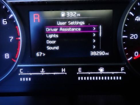 Used 2021 Kia Sorento S AWD/4WD image 22