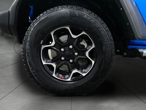 Used 2021 Jeep Wrangler Sport image 13