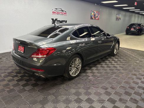 Used 2021 Genesis G70 2.0T image 12