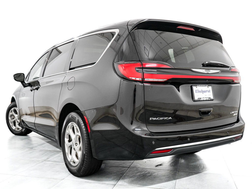 Certified 2024 Chrysler Pacifica Limited AWD/4WD image 5