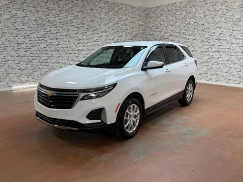 Used 2022 Chevrolet Equinox LT image 3