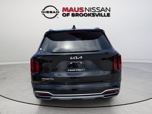 Used 2023 Kia Sorento EX FWD image 7