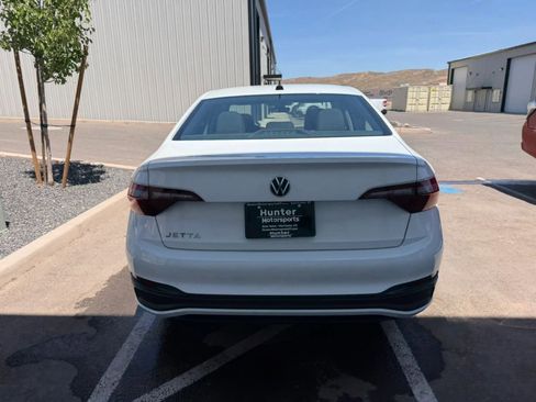 Used 2024 Volkswagen Jetta S FWD image 6