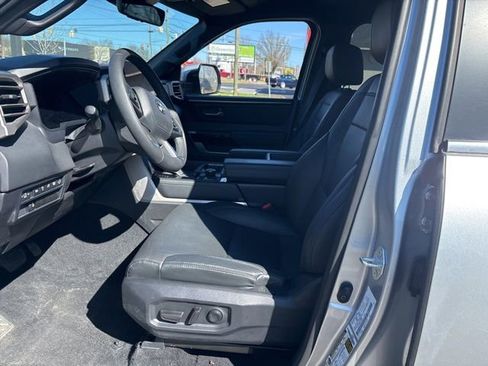 Used 2025 Toyota Tundra Limited image 21