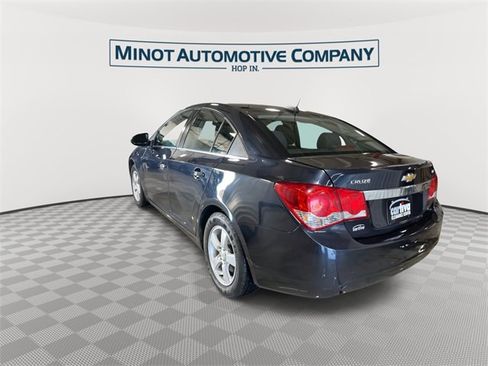 Used 2015 Chevrolet Cruze LT image 6