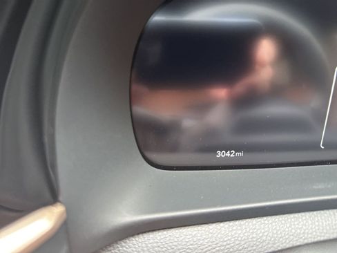 Used 2026 Toyota Crown Signia w/ Advanced Technology Package image 6