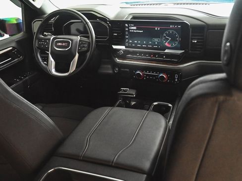 Used 2024 GMC Sierra 1500 Elevation image 25