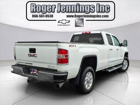 Used 2015 GMC Sierra 2500 SLT w/ Suspension Package, Off-Road image 4