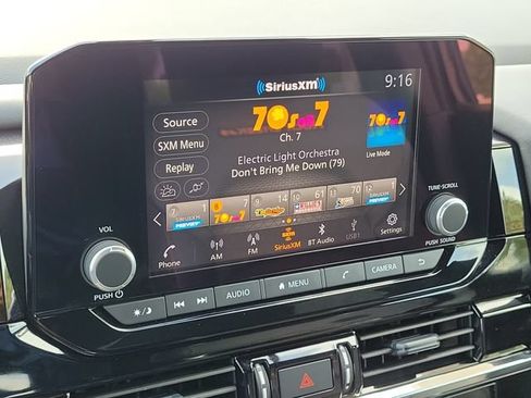 Used 2025 Nissan Pathfinder Rock Creek AWD/4WD image 24