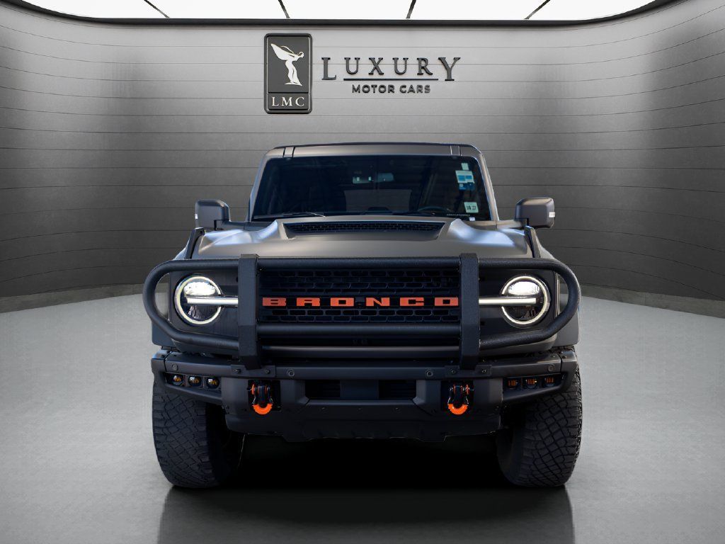 Used 2022 Ford Bronco Badlands AWD/4WD image 3
