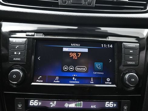 Used 2019 Nissan Rogue Sport SV AWD/4WD image 17