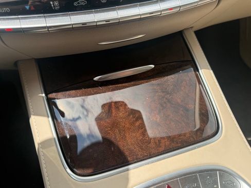 Used 2019 Mercedes-Benz S 560 4MATIC Sedan image 20
