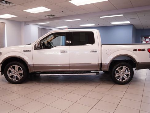 Used 2019 Ford F150 Lariat AWD/4WD image 2