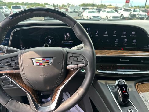 Used 2024 Cadillac Escalade Sport Platinum AWD/4WD image 16