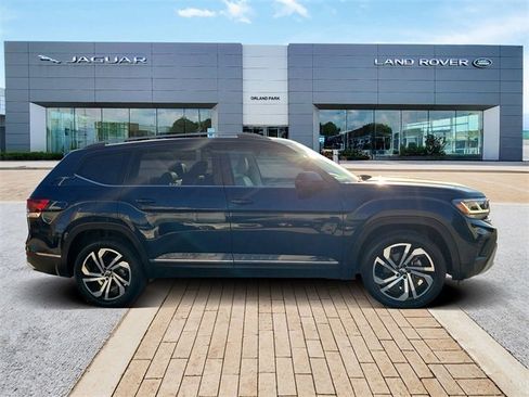 Used 2022 Volkswagen Atlas SEL image 4