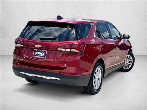 Used 2024 Chevrolet Equinox LT FWD image 2