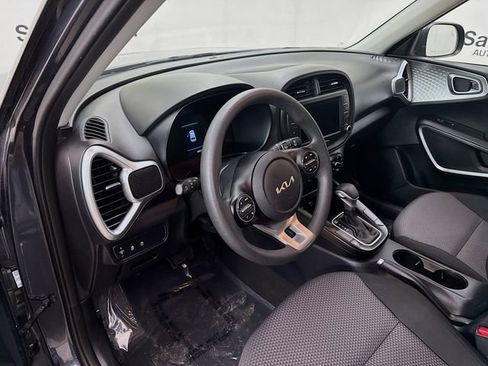 Used 2024 Kia Soul LX w/ Option Group 015 image 9