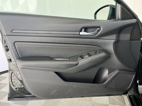 Used 2019 Nissan Altima 2.5 S image 10