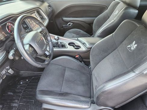 Used 2022 Dodge Challenger R/T Scat Pack image 9