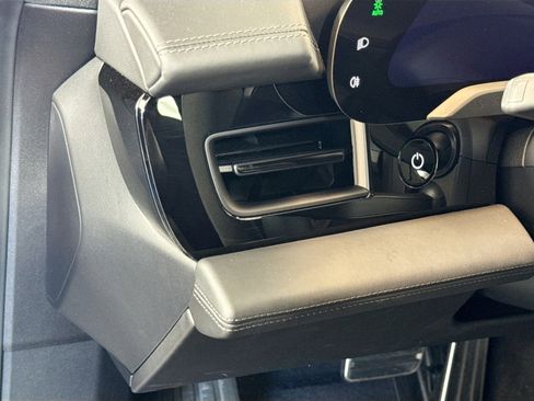 Used 2024 Porsche Taycan GTS image 13